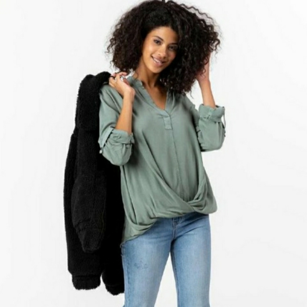 Front Twist Blouse